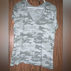 Universal Thread Camo T-Shirt